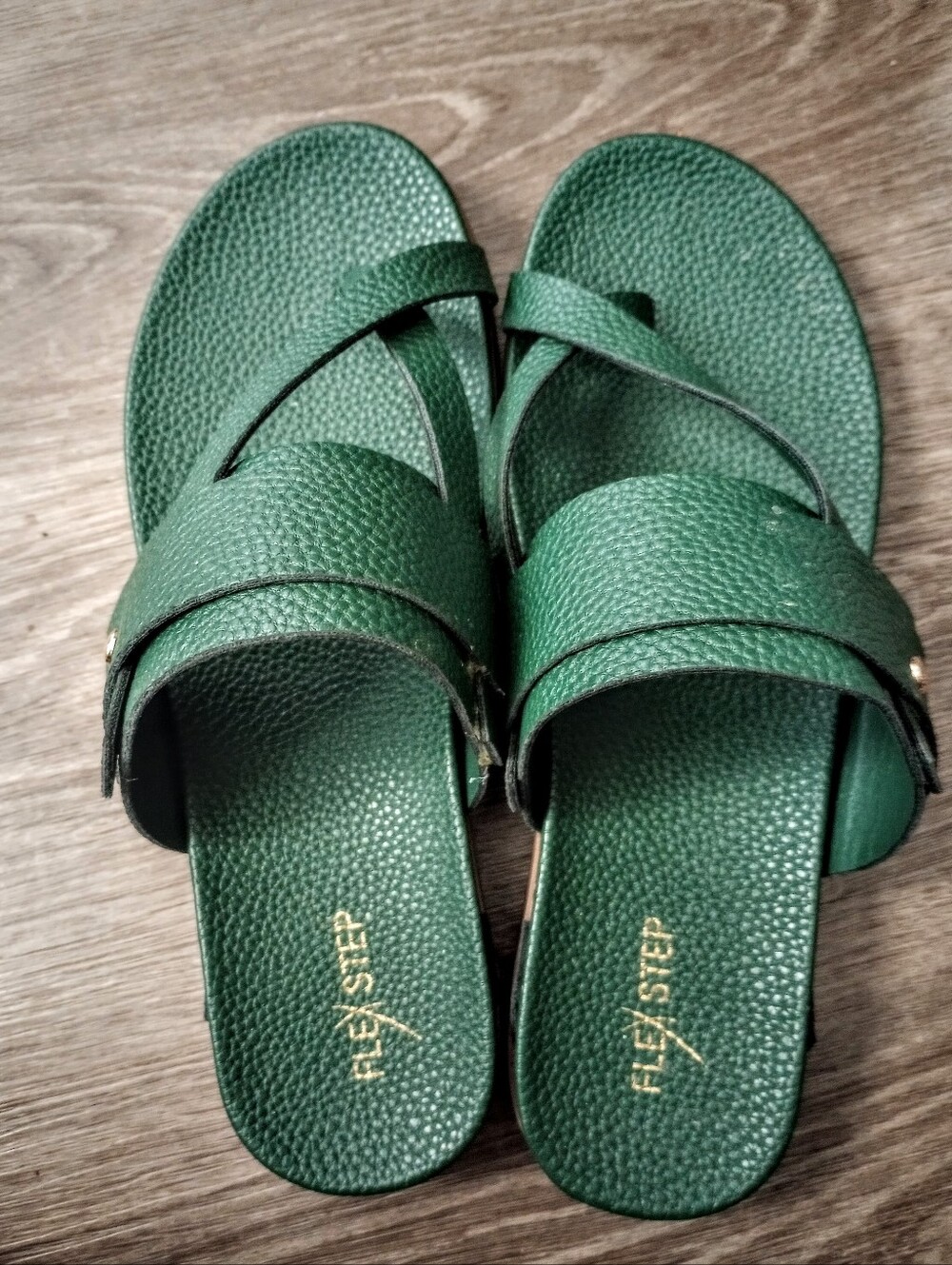 Like New Women's Green Slide Sandals, By FlexStep, Size 8.5 wide